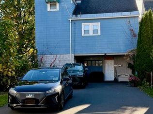 16 Mapleridge Avenue, Albany, NY 12209