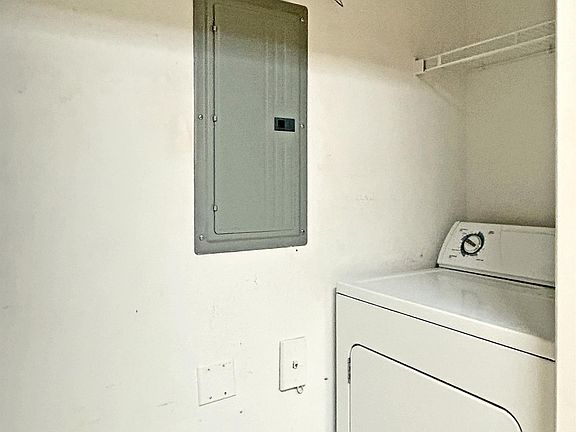 2nd image of 104 SW Peacock Blvd APT 204-03-204