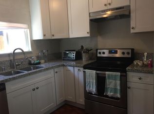 2526 37th St, Sacramento, CA 95817