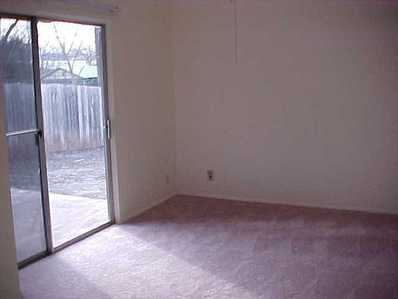 4th image of 5806 Emerald Forest Dr