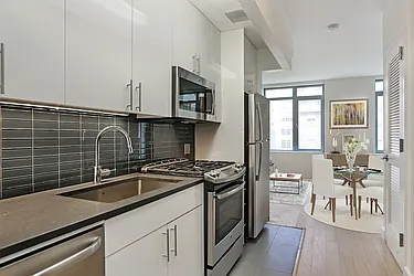 Rented by Red Apple Group