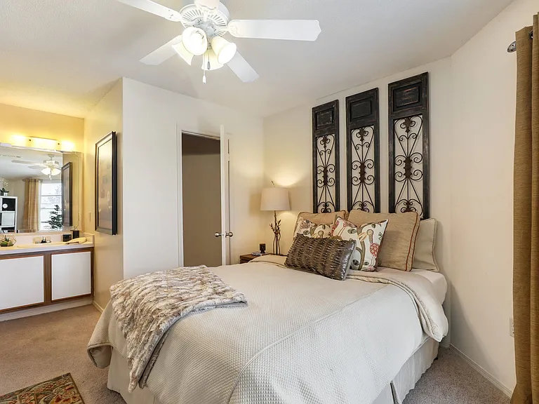 Grand Palms — Photo 15
