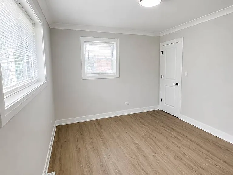 17037 Greenbay Ave — Photo 5