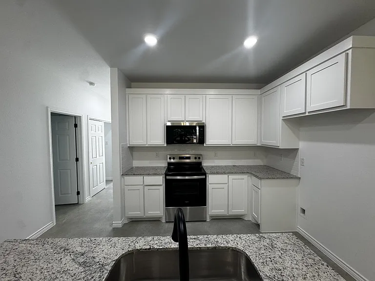 209 Elbert Ln #B — Photo 20