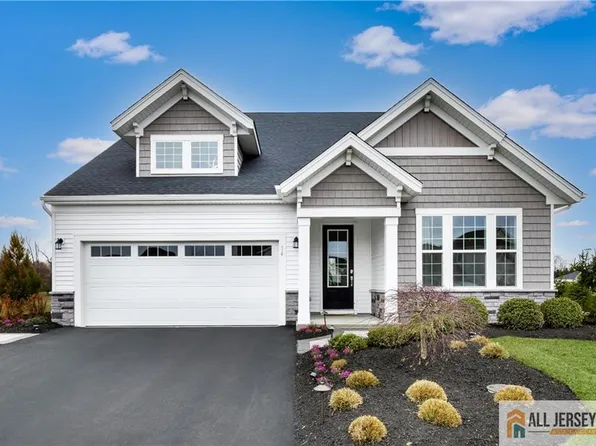 14 Galerie Ct, Monroe Township, NJ 08831