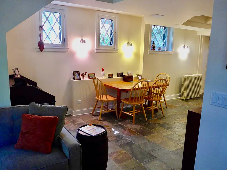 1123 Ridge Ave #1 — Photo 5