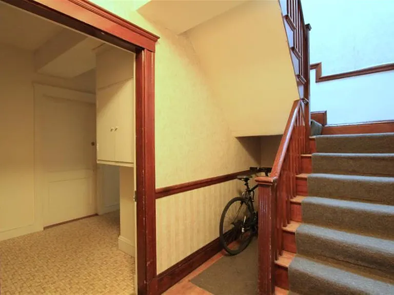 1010 Cambridge St — Photo 5