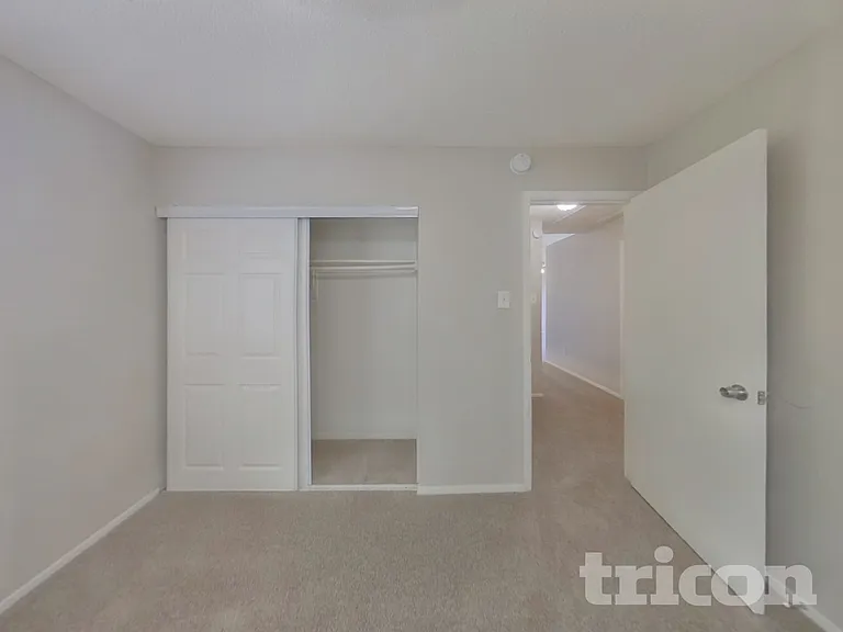 3913 Bigleaf Ln — Photo 10