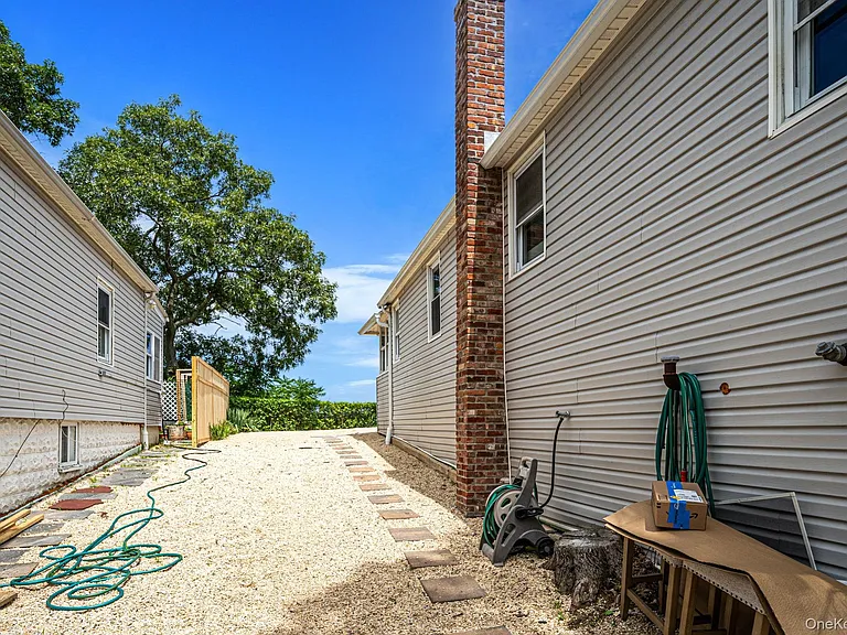 27 Walnut Ave #2 — Photo 19