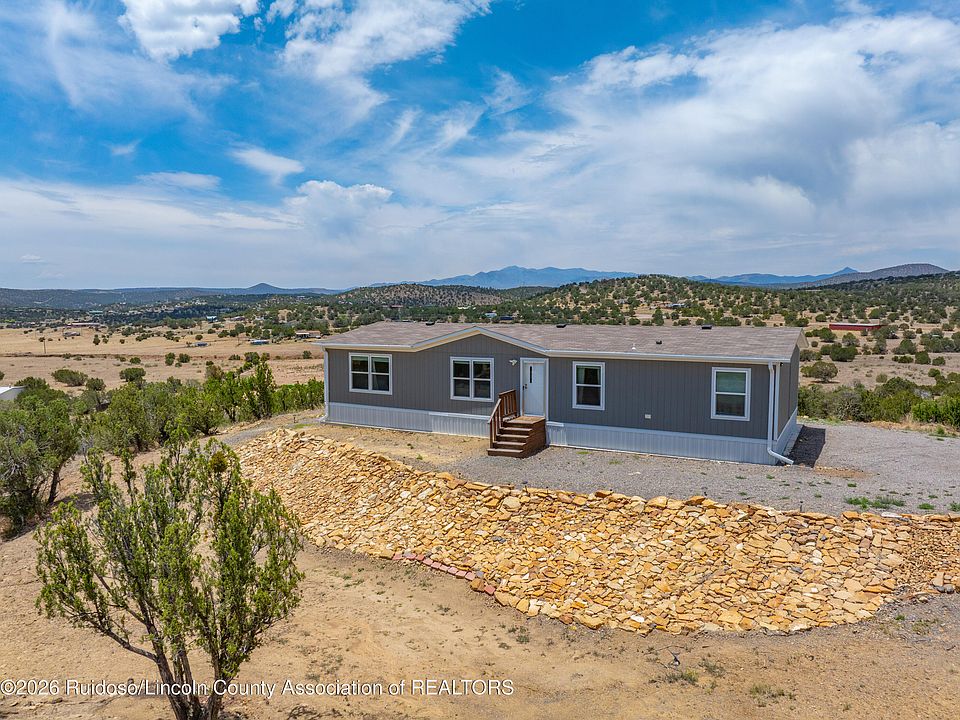 1st image of 111 La Cumbre