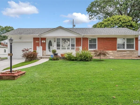 4359 Mohegan Dr, Saint Louis, MO 63123