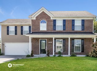 9204 River Trail Dr, Louisville, KY 40229