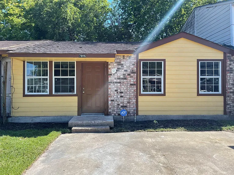 7886 Locksley Rd — Photo 12