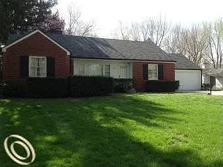 238 Marlborough Dr photo 1