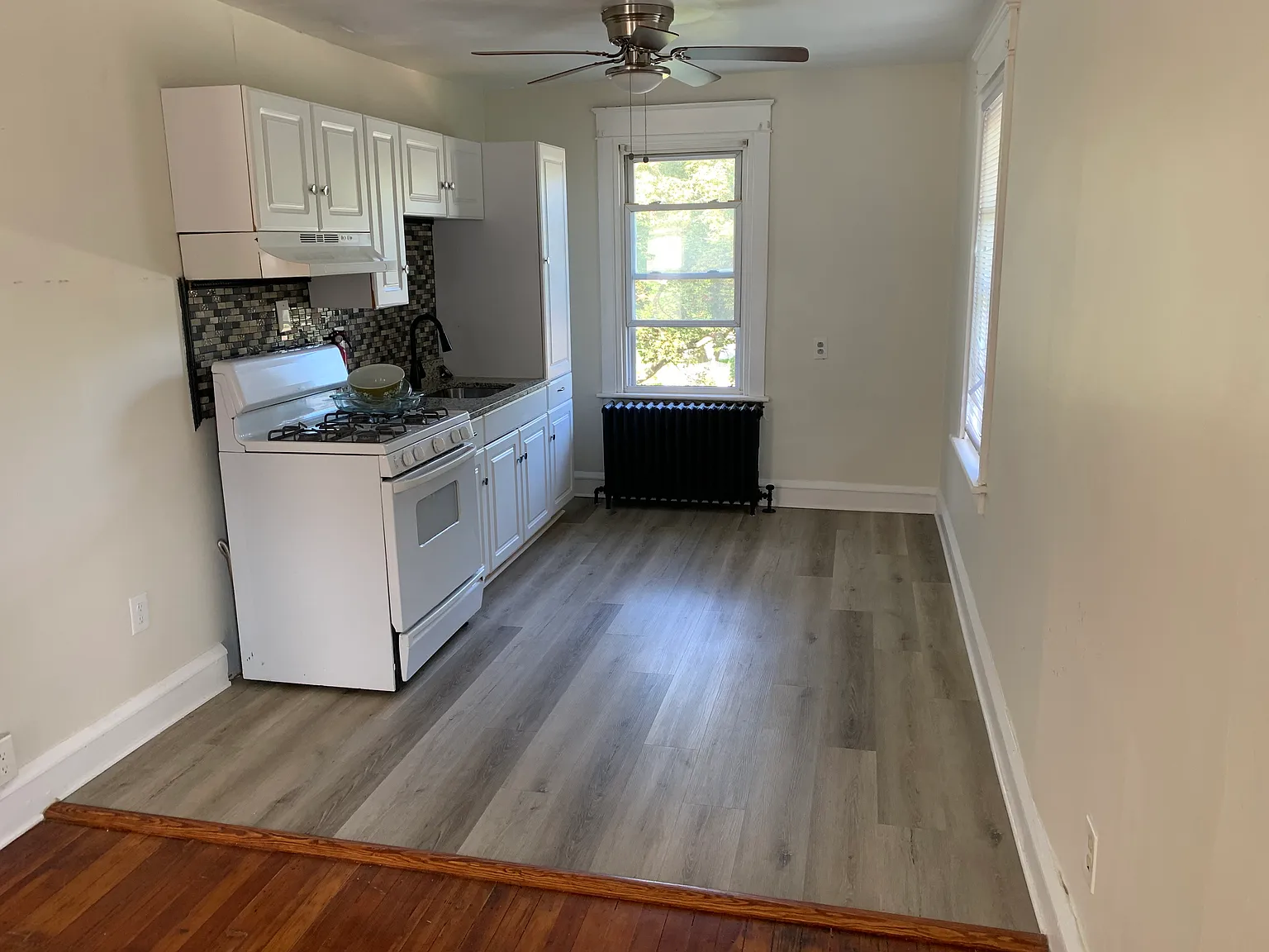 2 bed, 650 sqft, $1,725 — Photo 2