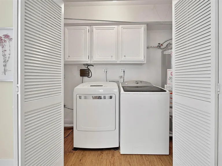 626 Park Knoll Ln — Photo 19