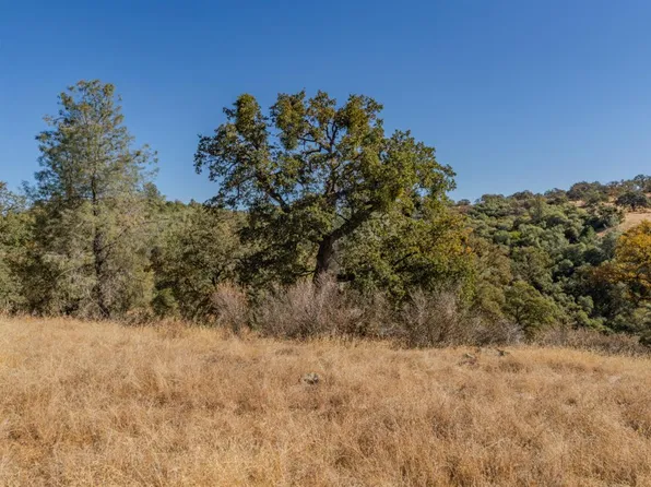 3 Bell Rd, Plymouth, CA 95669
