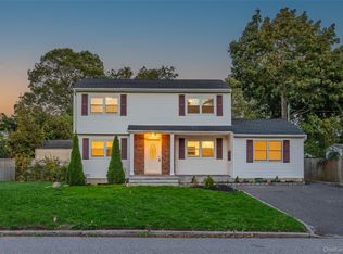 31 Colony Rd, Port Jefferson Station, NY 11776