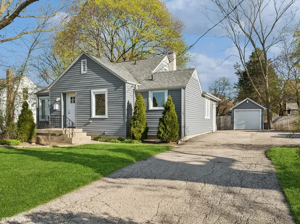 204 E Main St, Lake Zurich, IL 60047