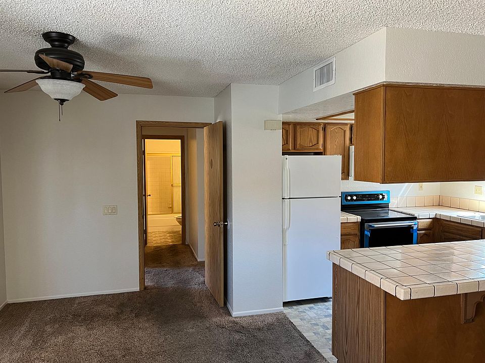 1st image of 4160 Sanderling Cir Unit 460