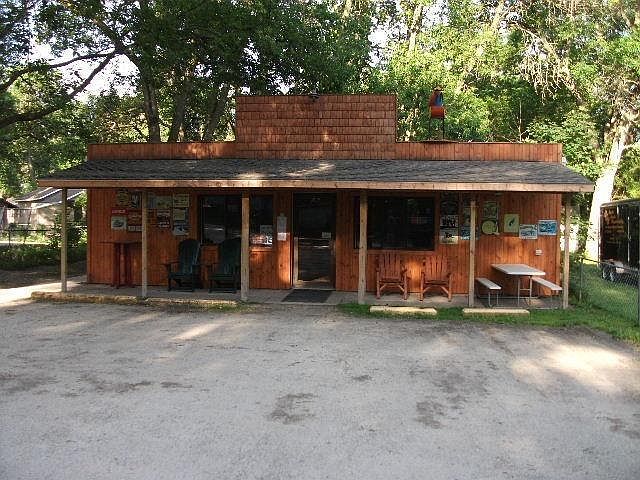 1st image of 1205 S Shore Dr