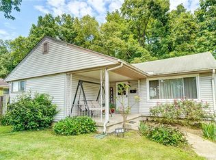 573 Hillridge Dr, Fairborn, OH 45324