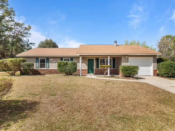 1019 Blue Leaf Pl, Jacksonville, NC 28546
