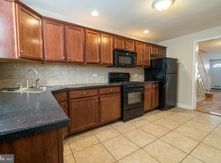 2405 S Warnock St, Philadelphia, PA