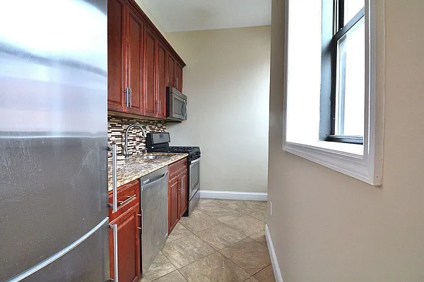 Rented by Hagstrom Management Inc | media 21