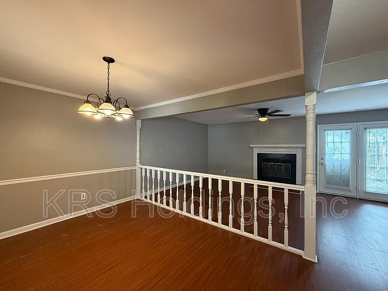 3918 Lantana Pl — Photo 4