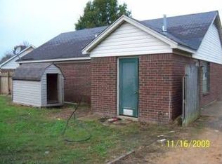 6285 Forest Glen Dr, Horn Lake, MS 38637