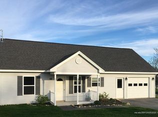 68 Shores Rd, Waterville, ME 04901