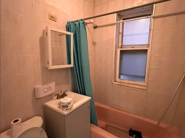 111 Baldwin Avenue image 1 of 7