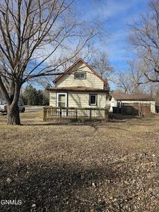 320 Louise Ave, Wilton, ND, 58579