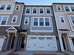 10044 Secluded Garden Dr, Apex, NC 27523