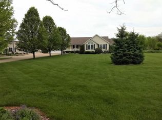 2715 Peterson Rd, Mansfield, OH 44903