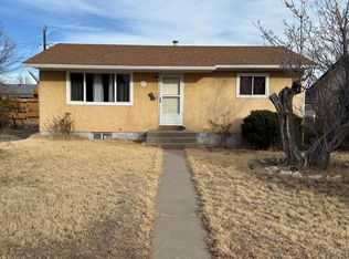 3925 Lancaster Dr, Pueblo, CO