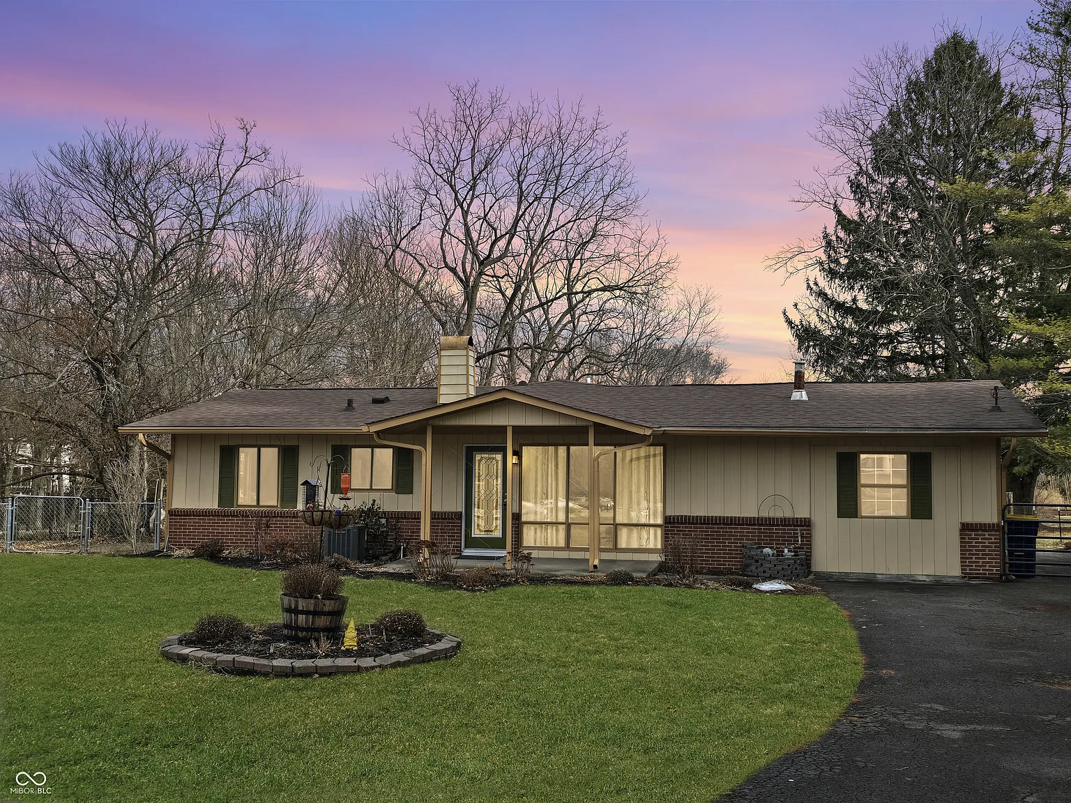 7741 Indian Lake Rd photo 1