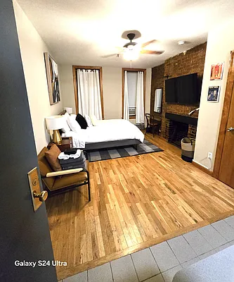 Rented by Voro, LLC | media 1