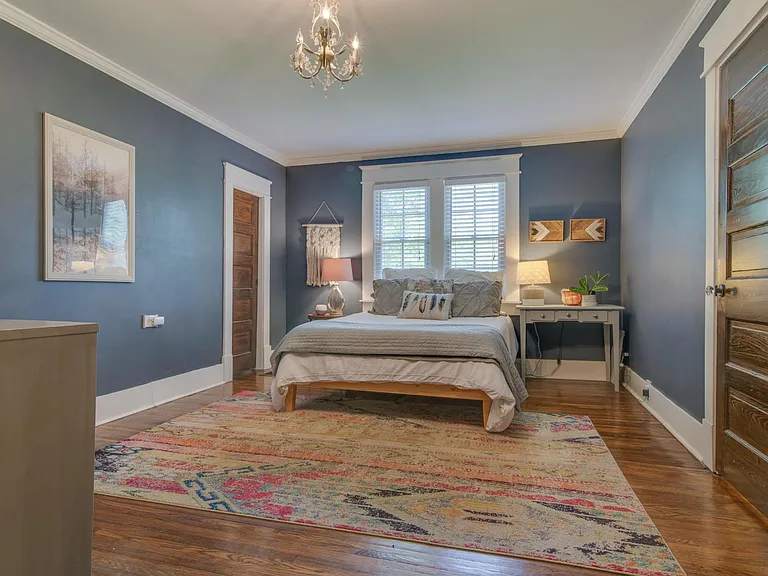 622 Benton Ave — Photo 4