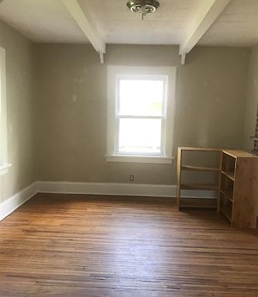 3rd image of 3316 Arline Ave