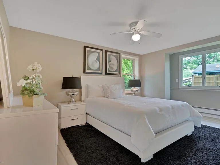 45 Tamara Dr — Photo 15