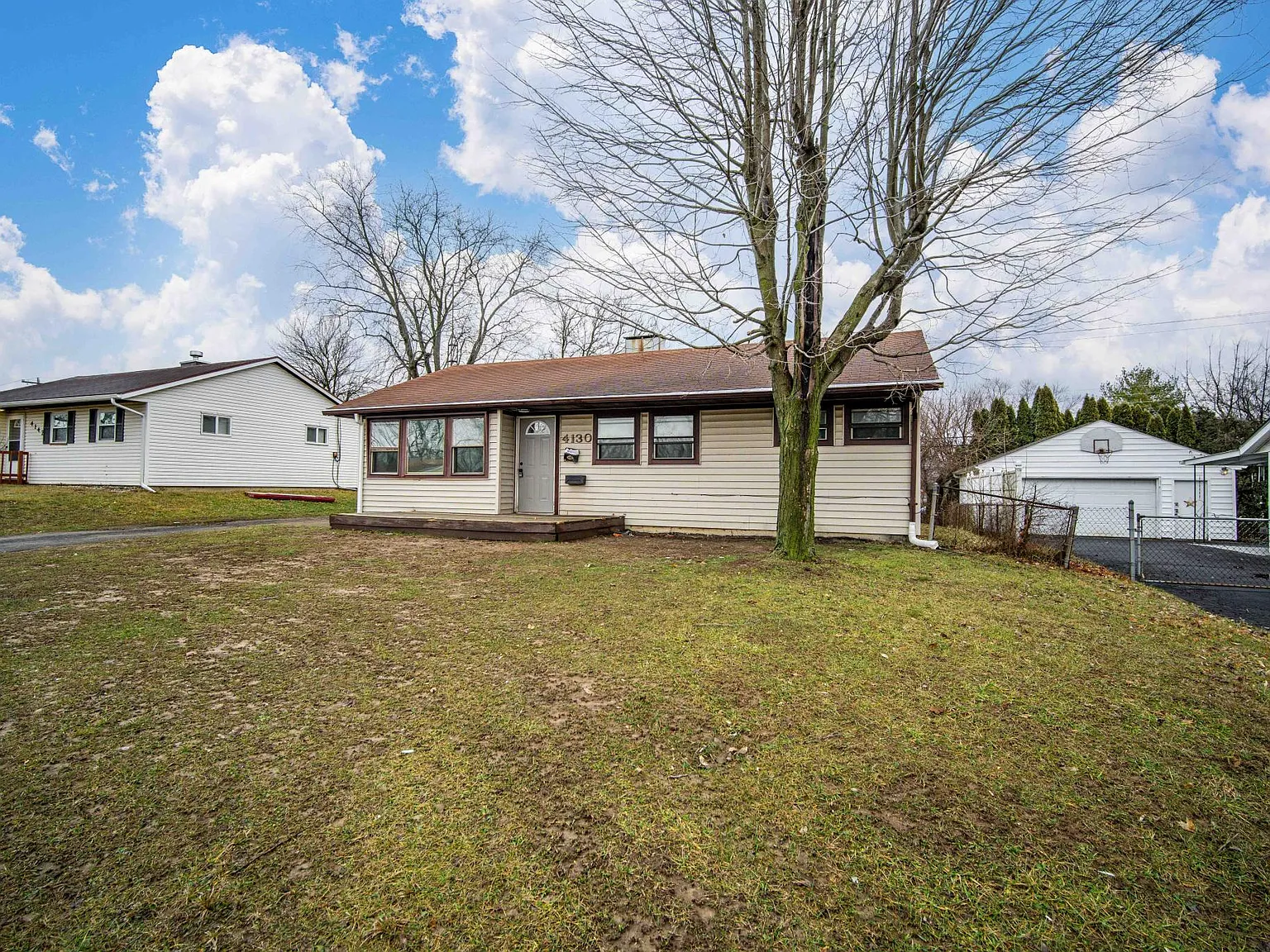 3 bed, 1248 sqft, $1,350 — Photo 2