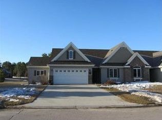 689 Lake Forest Cir, Detroit Lakes, MN 56501