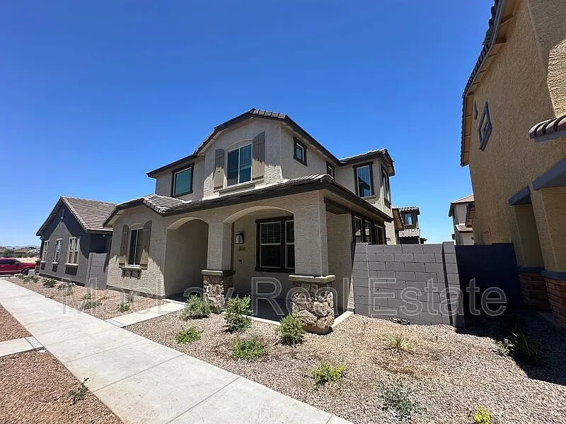 3 bed, 2.5 bath, 1794 sqft, $2,245 — Photo 1