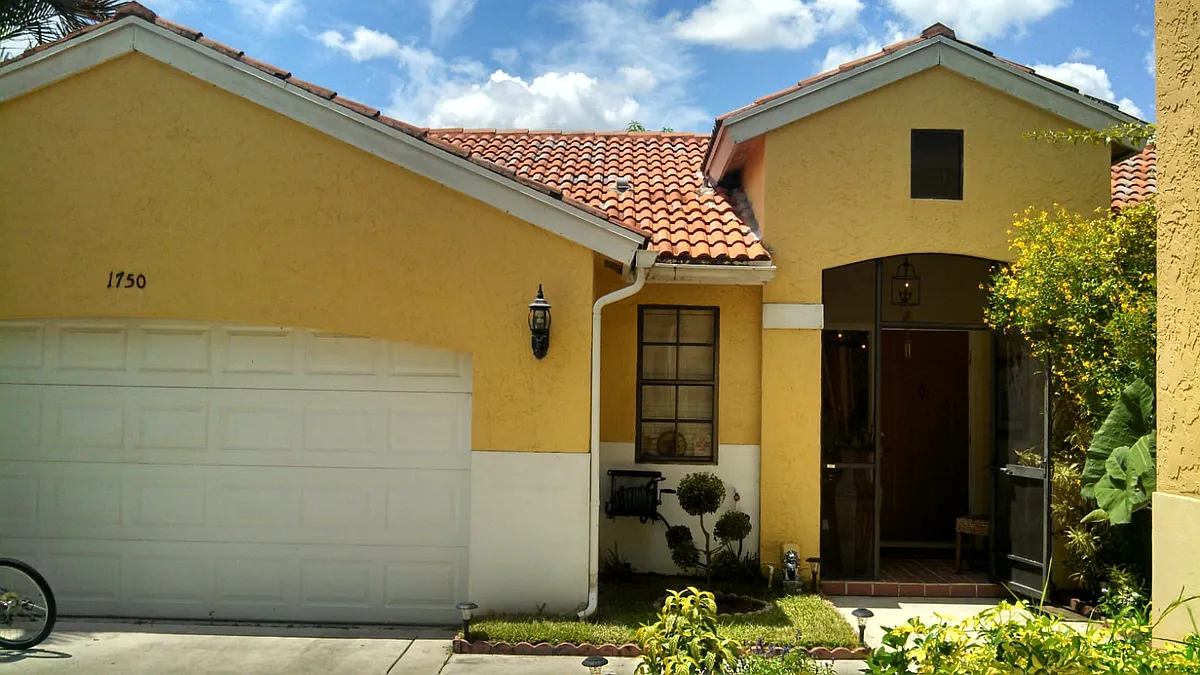 Building Photo - 1750 Harborside Cir
