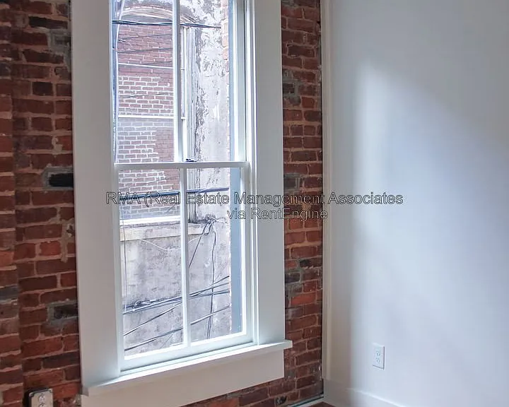 4 Zebulon St #2C — Photo 12