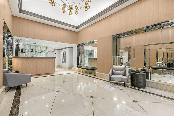 Rented by Compass | media 61