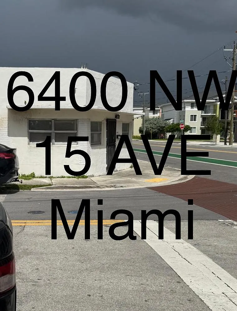 Building Photo - 720 NW 75th St #1