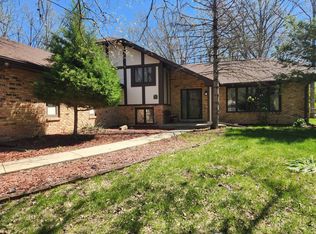 24165 S Plum Valley Dr, Crete, IL 60417
